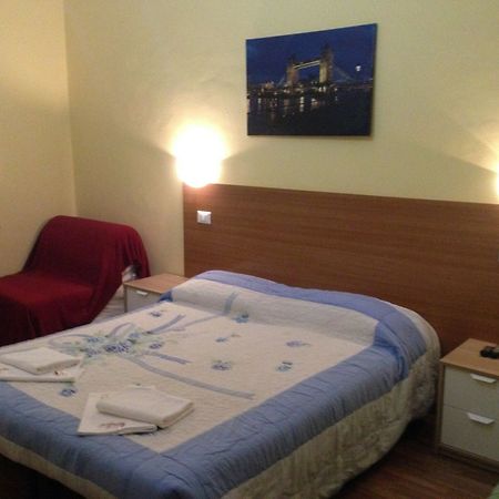 Le Charme House 2 Bed & Breakfast Rome Exterior photo